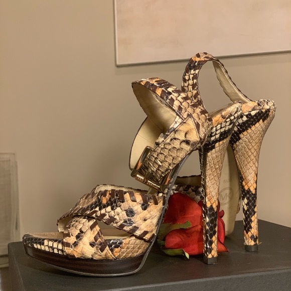 🇺🇦Micheal Kors Snakeskin platform Sandal pumps - Picture 5 of 6